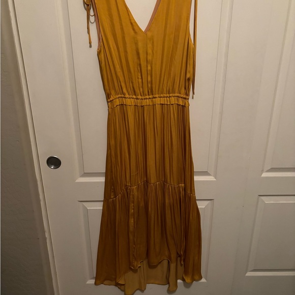 Banana Republic Deep Golden Rod Silky V-Neck Dress - Picture 2 of 6